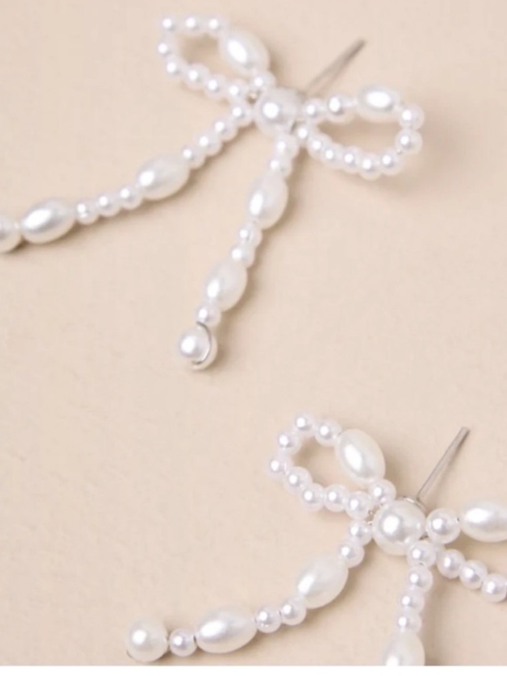 New! Classic White Pearl Bead Bow Post Earrings (1068) NWOT